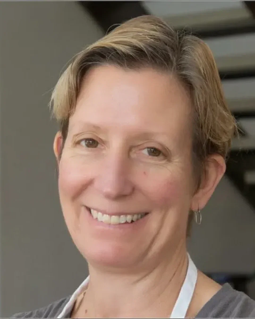 Leslie Mackie