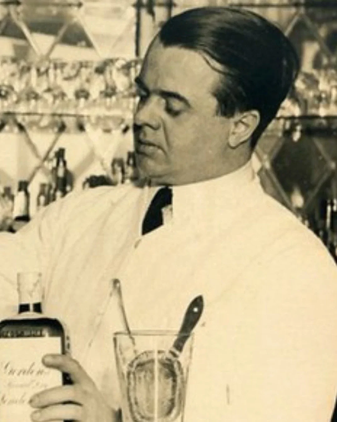 Harry MacElhone
