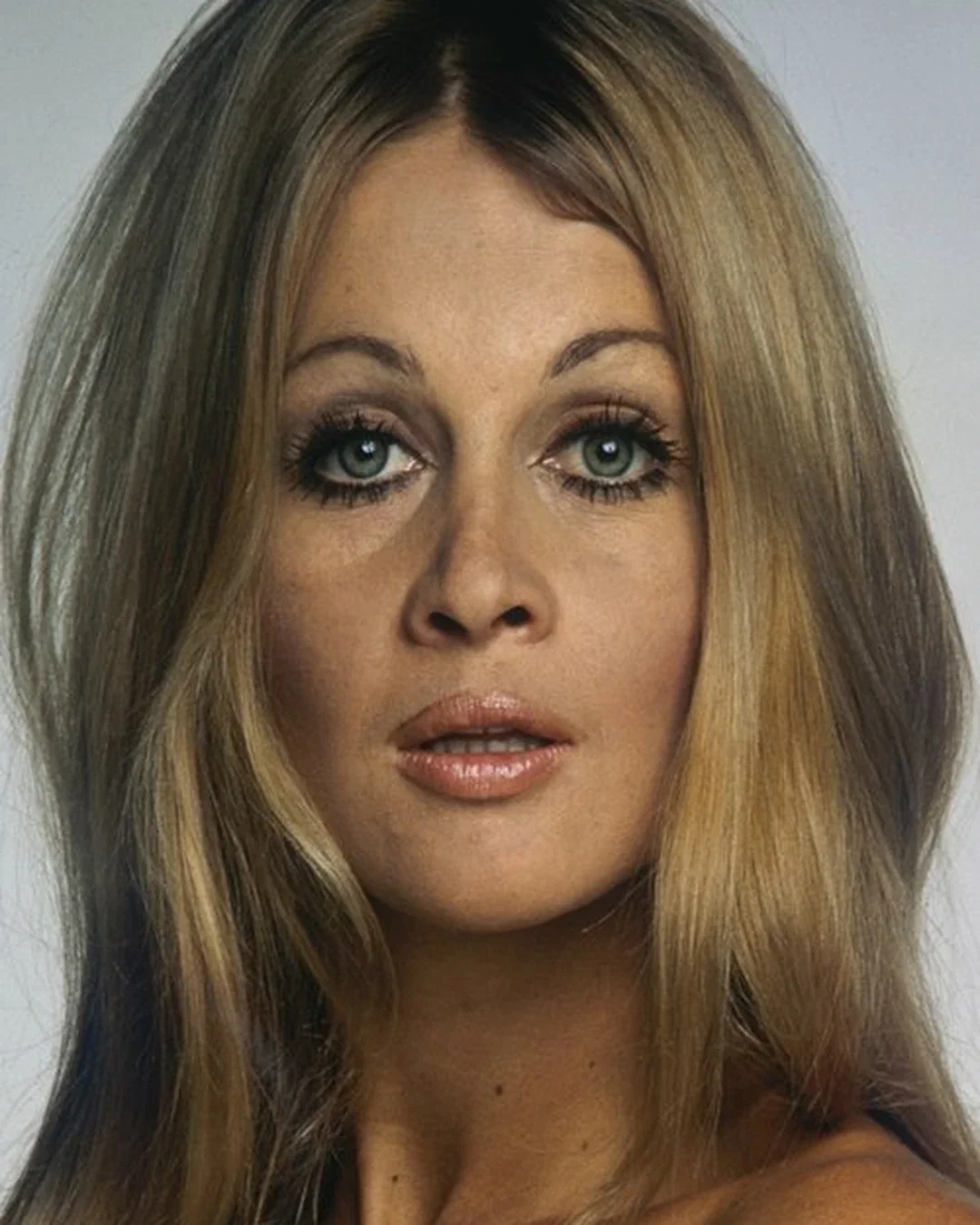 Anouska Hempel