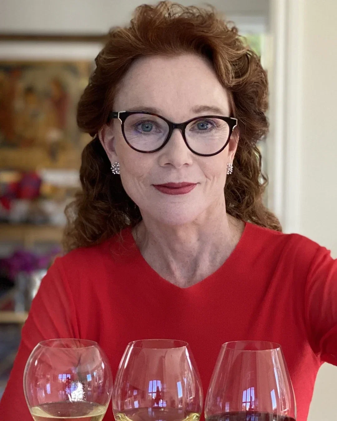 Karen MacNeil