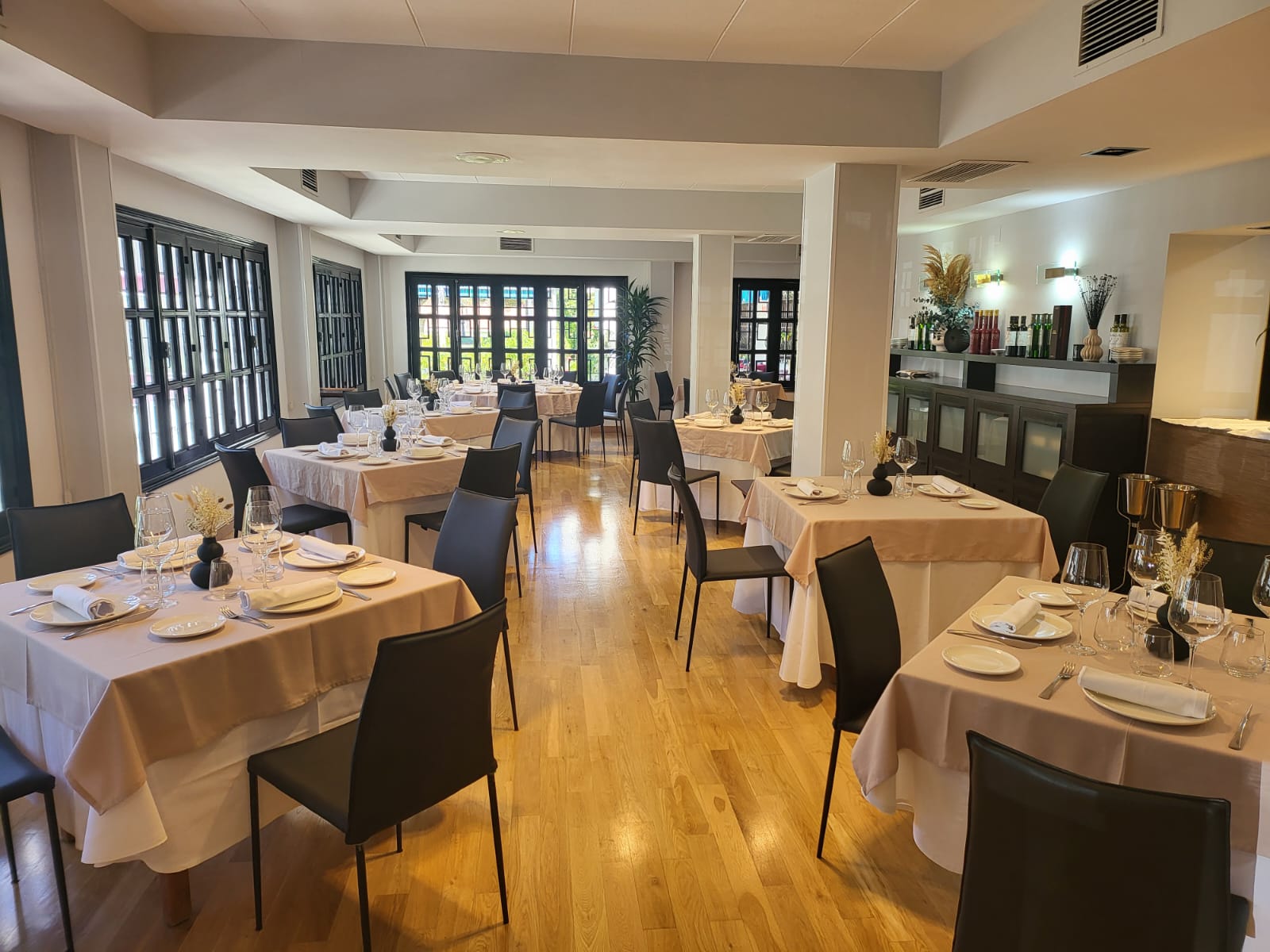 Alinea restaurant in Roquetas De Mar