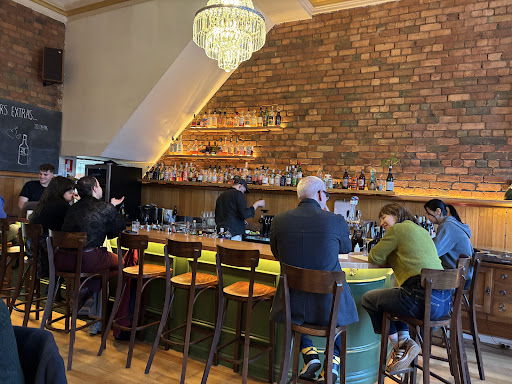 Bear’s, Bar in Melbourne
