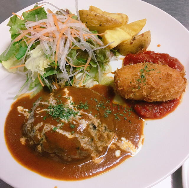 Yoshoku Bistro Awano, Osaka, Japan