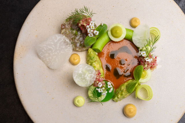 SMAAK, Restaurant in Yokohama