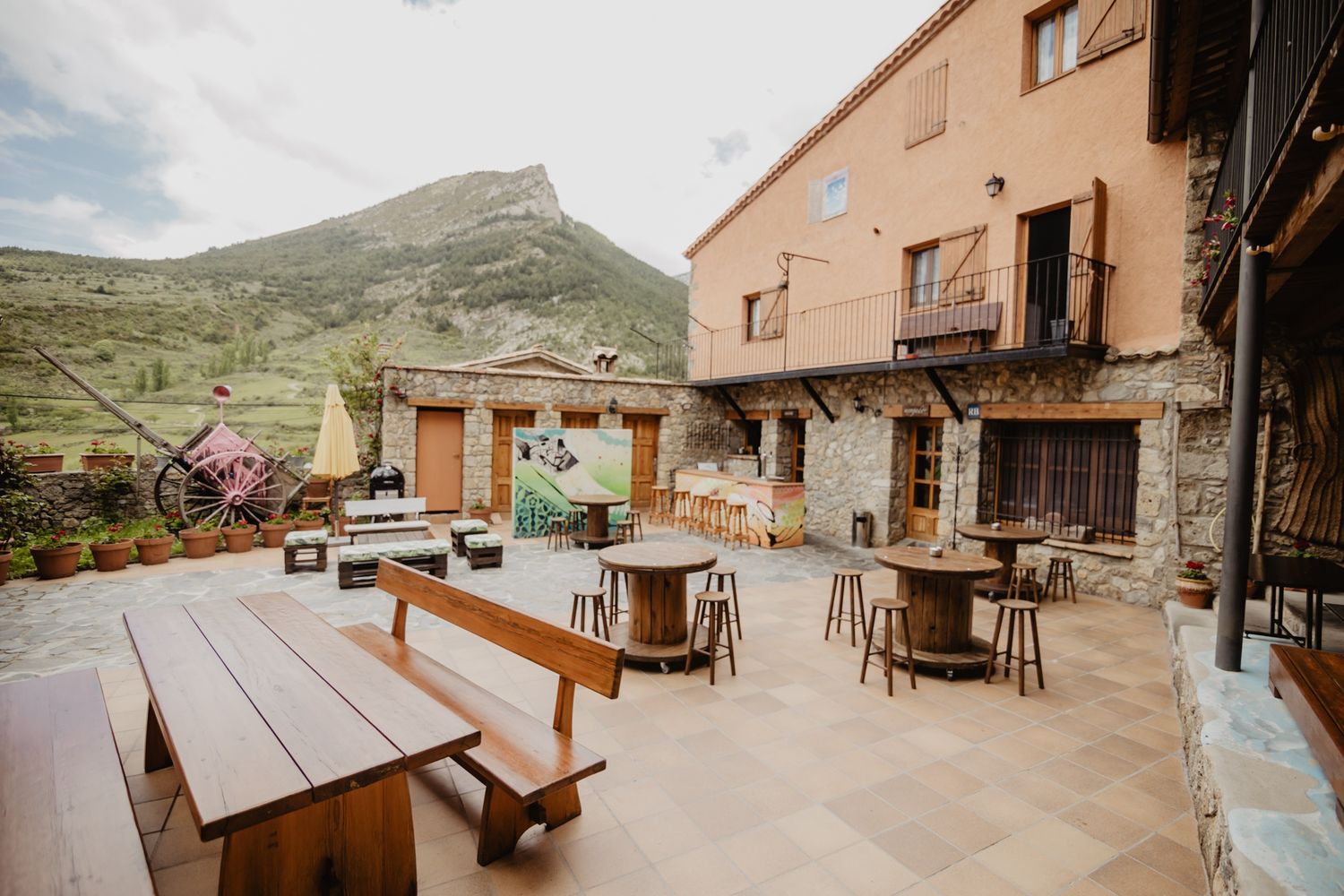 Ca L'Amador restaurant in Josa De Cadi