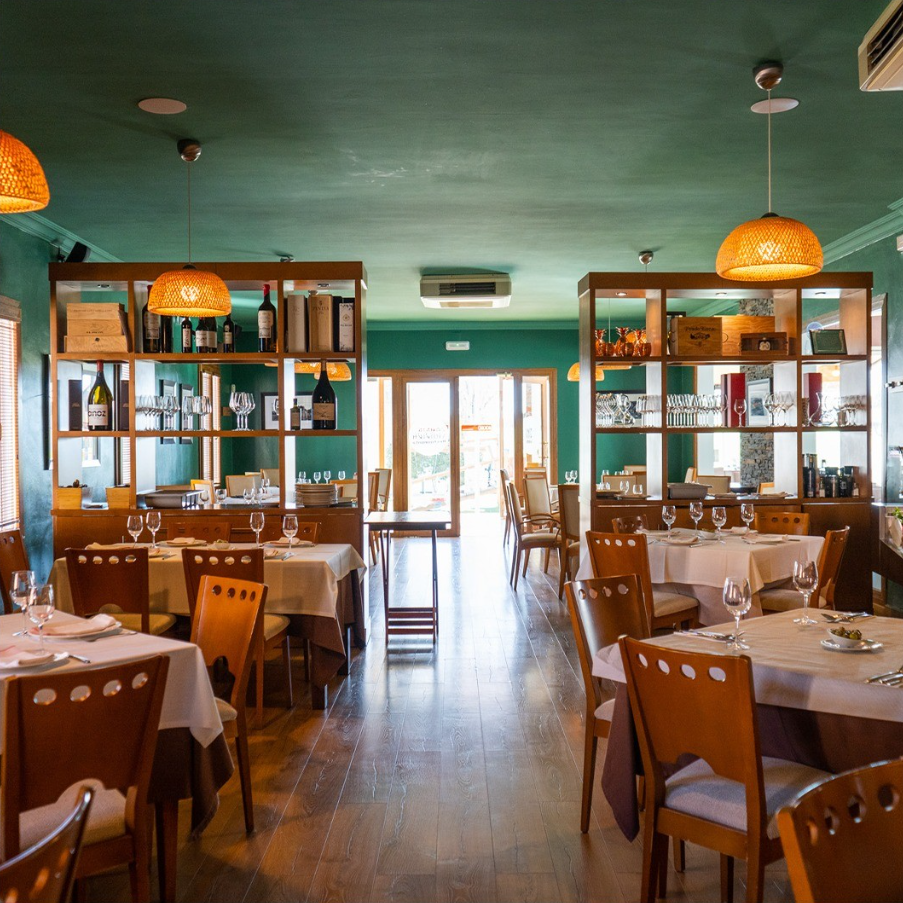 Cándida Restaurante restaurant in Alameda