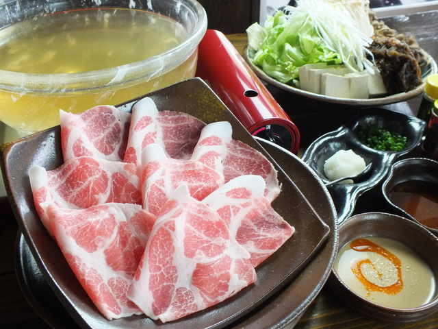 Shimabuta Ryukyu Gyuu San Bettei, Restaurant in Kunigami-gun
