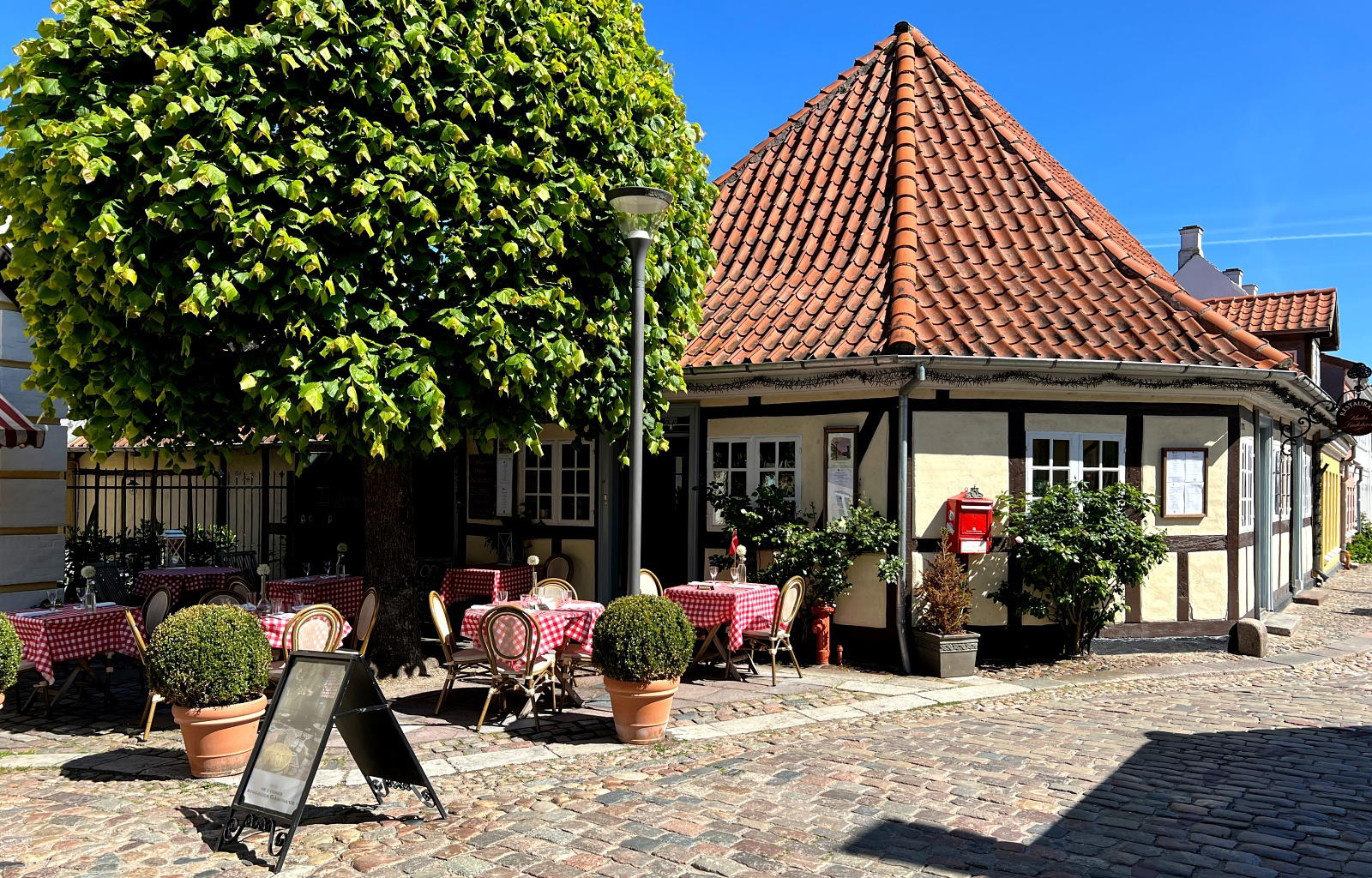 Under Lindetraet, Odense, Denmark