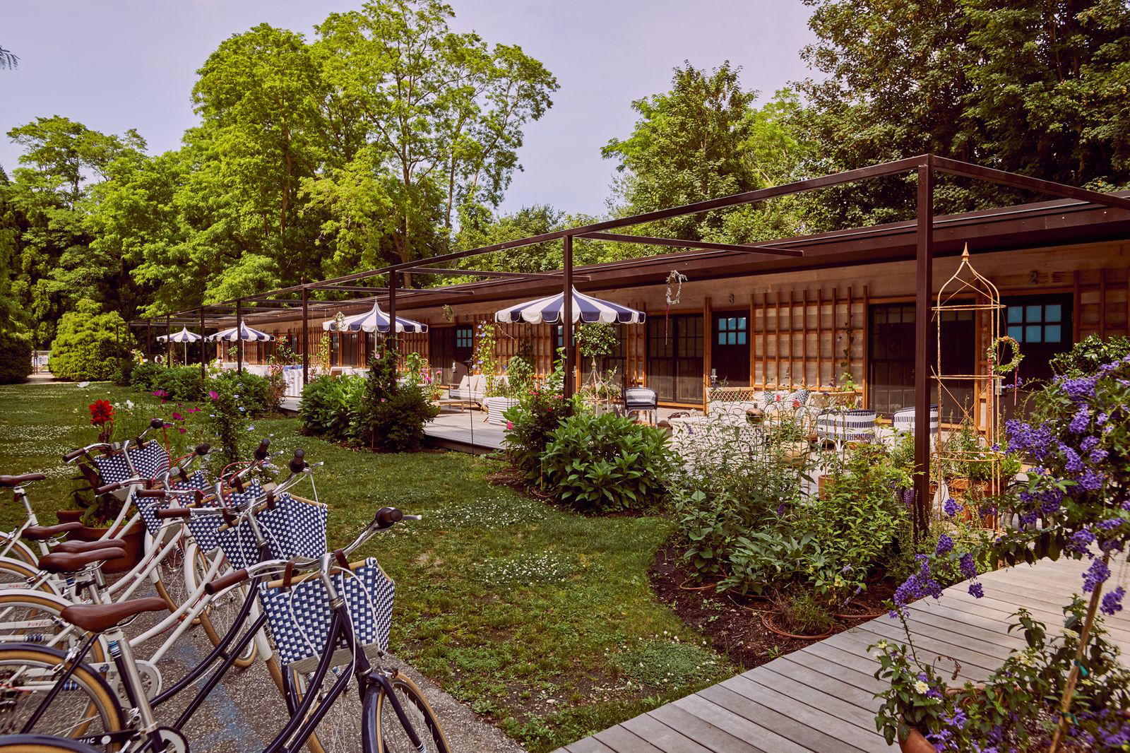 A Room at the Beach (Bridgehampton)