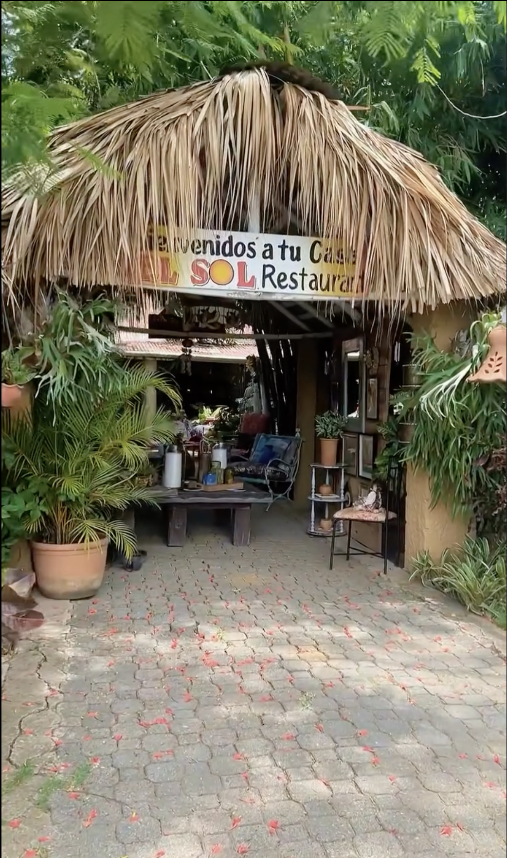 Restaurante El Sol, Cutupu, Dominican Republic