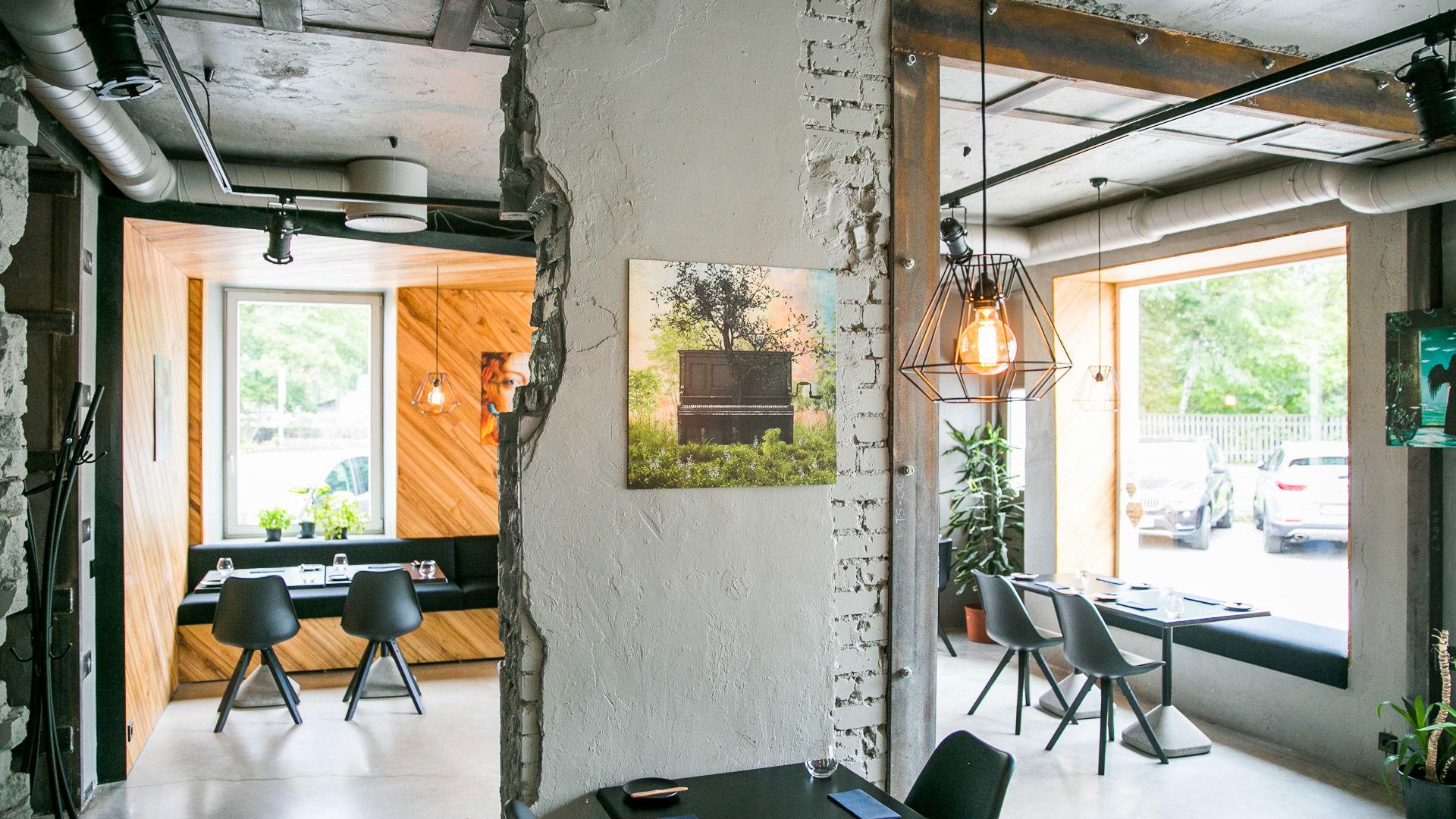 KOMA Pühaste Õlleresto, Restaurant in Tallinn