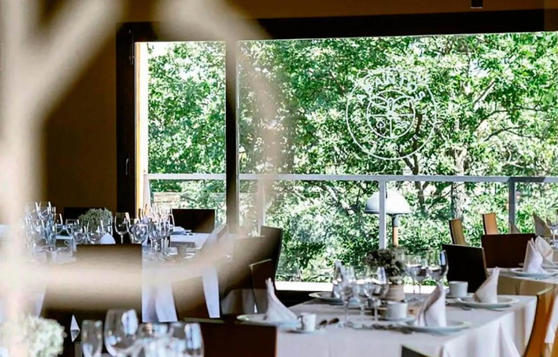 Abantos Restaurante. Club de Campo Sojuela restaurant in Sojuela