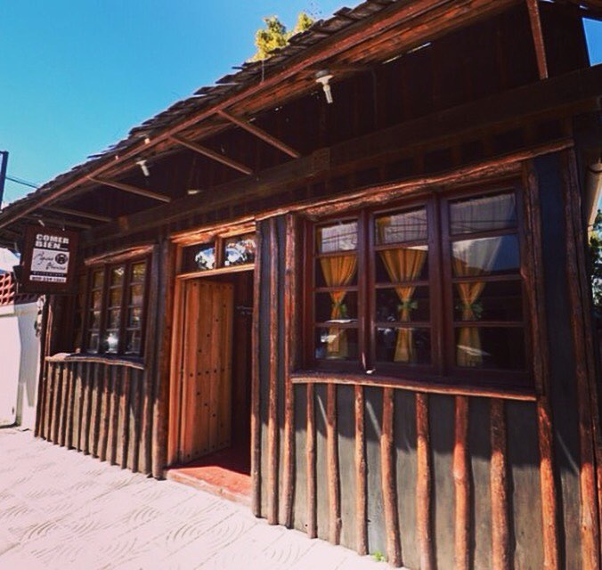 Aguas Blancas Restaurant, Restaurant in Constanza