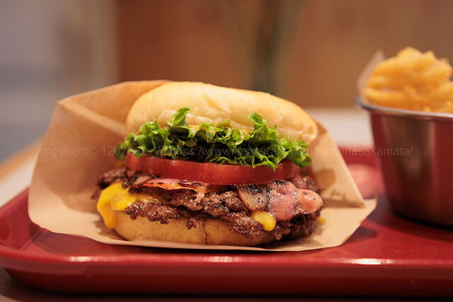 CENTRAL BURGER SHOP, Restaurant in Yokohama