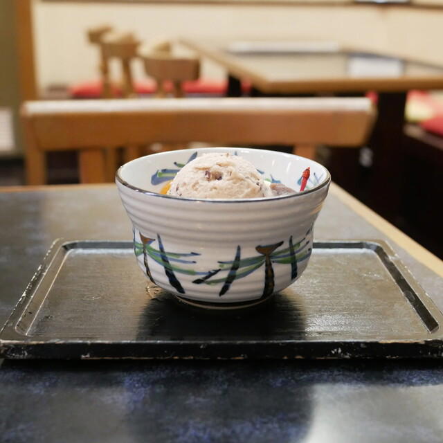 Kanmidokoro Mitsubachi Honten, Tokyo, Japan