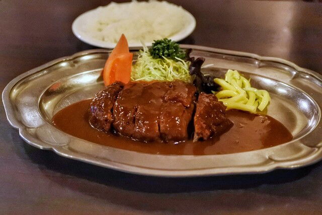 Grill Bon, Restaurant in Osaka