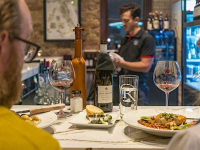 R Wine Bar & Kitchen, Sioux Falls, United States
