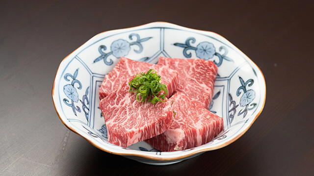 Sumibi Yakiniku Horumon Nikushiki, Sapporo, Japan