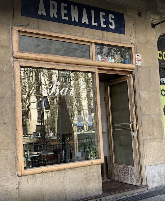 Arenales Bar, Restaurant in San Sebastián