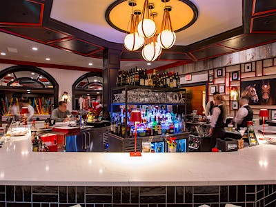 Red Horse by David Burke, Restaurant in Bernardsville