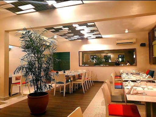 Don Corrado Restaurant, Restaurant in Karachi