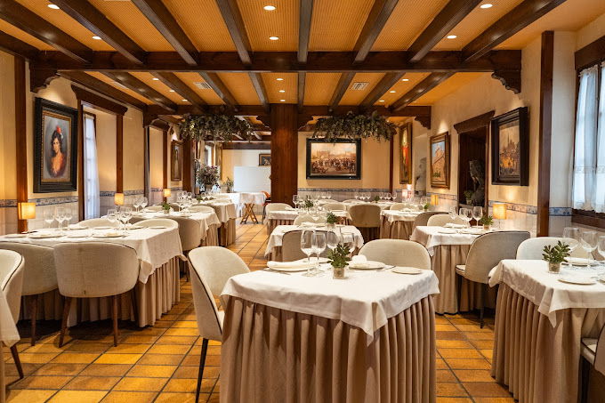 Casa Robles, Restaurant in Seville