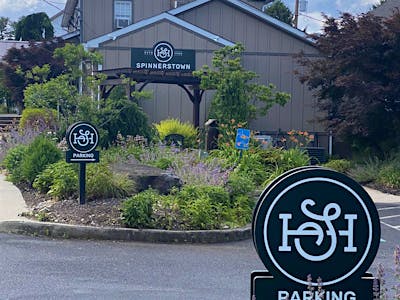 Spinnerstown Hotel Restaurant & Tap Room, Restaurant in Quakertown