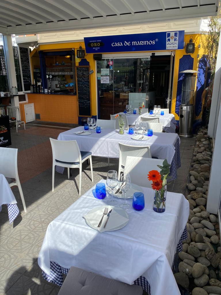 Casa de Marinos Uribekosta, Restaurant in Plentzia