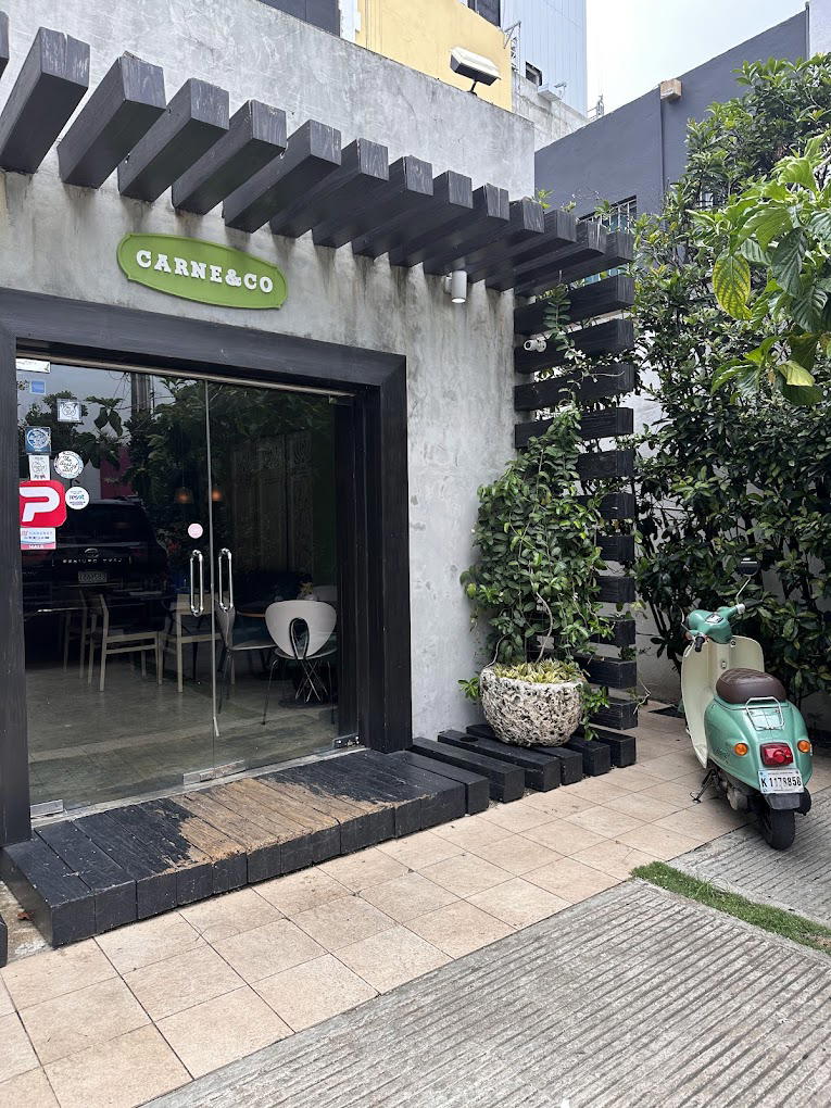 Carne & Co. restaurant in Santo Domingo