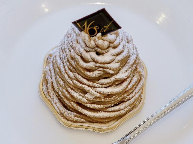 French Kashi 16 Ku, Fukuoka, Japan
