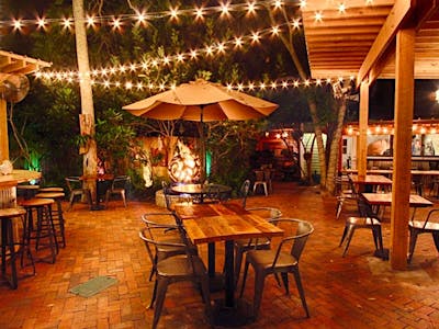 Third Wave Cafe and Wine Bar
