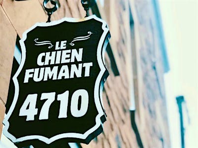 Le Chien Fumant, Montréal, Canada