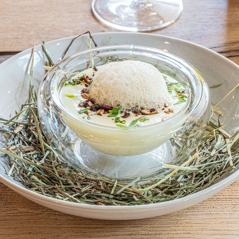 Symbiose restaurant in Saint Bonnet Les Oules