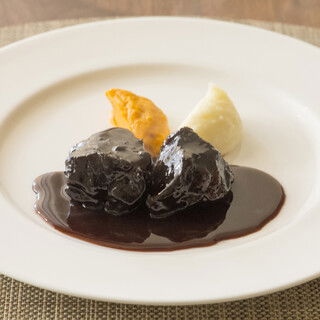 L’Assiette Blanche, Restaurant in Tokyo