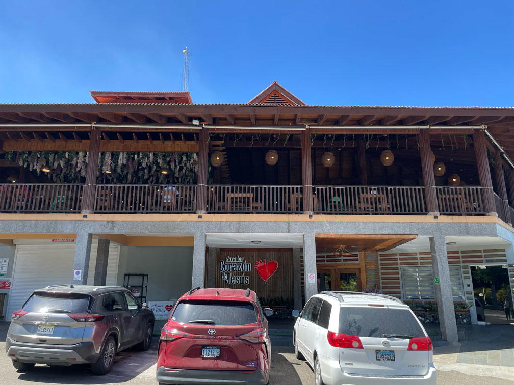 Parador Corazón de Jesús restaurant in Jarabacoa, Dominican Republic