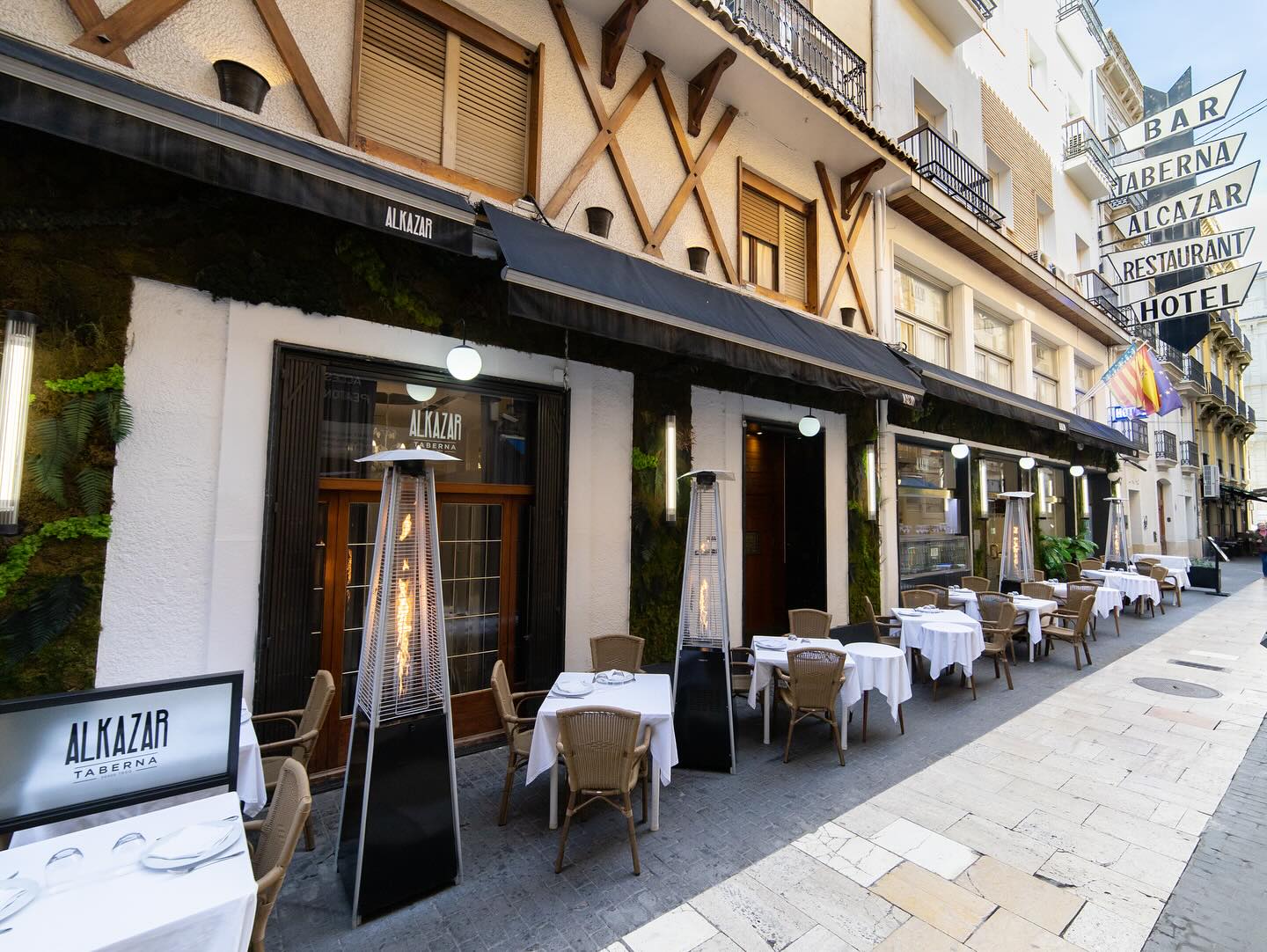 Taberna Alkázar, Restaurant in València