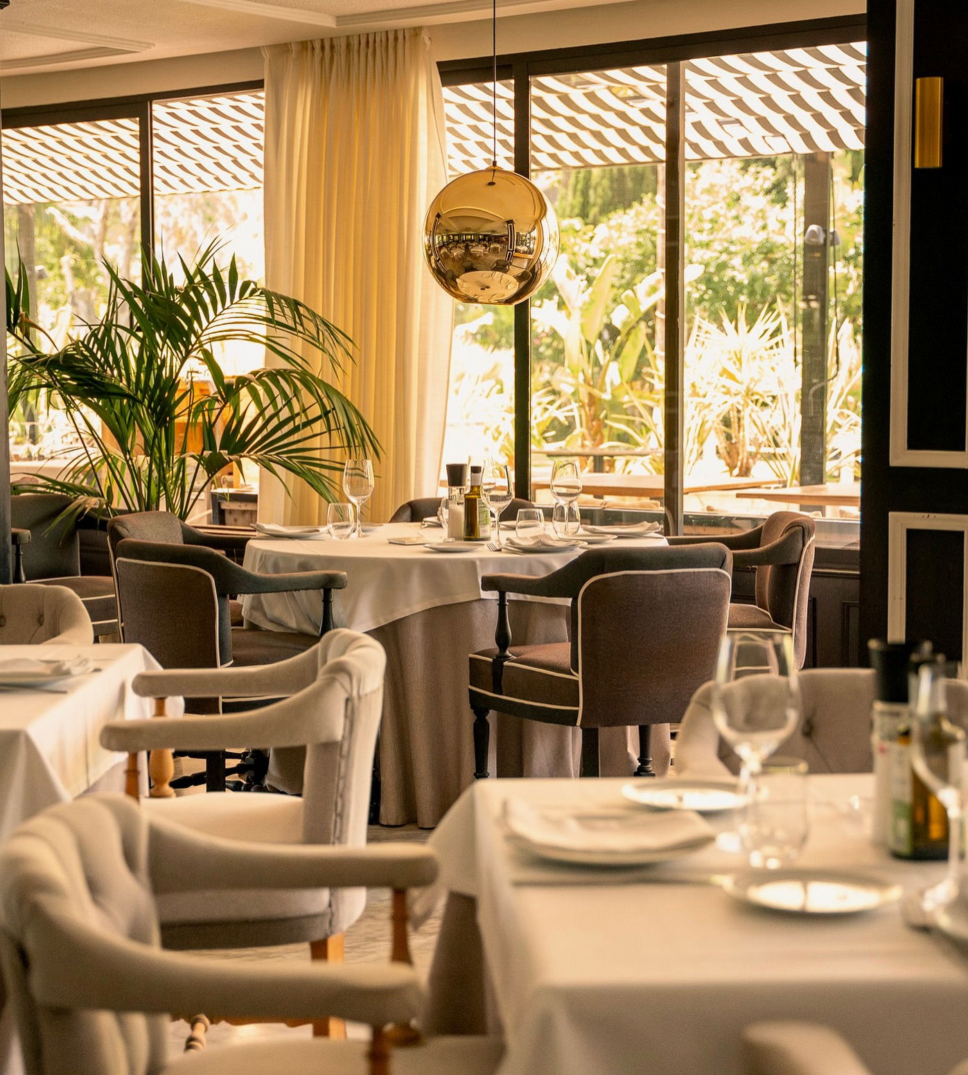 Pocardy Restaurant. Hotel Almirante, Restaurant in Sant Joan D Alacant