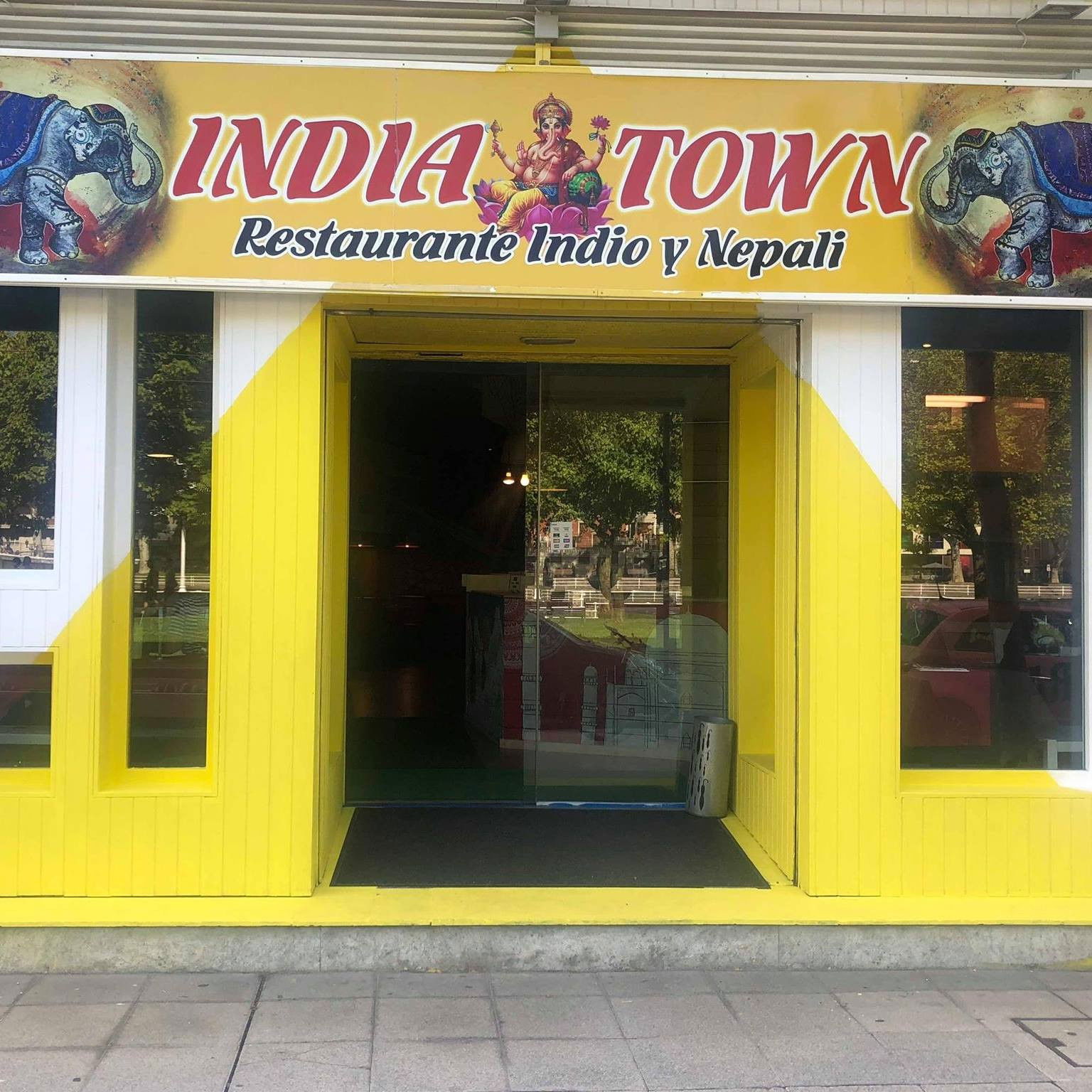 India Town, Restaurant in Bilbao
