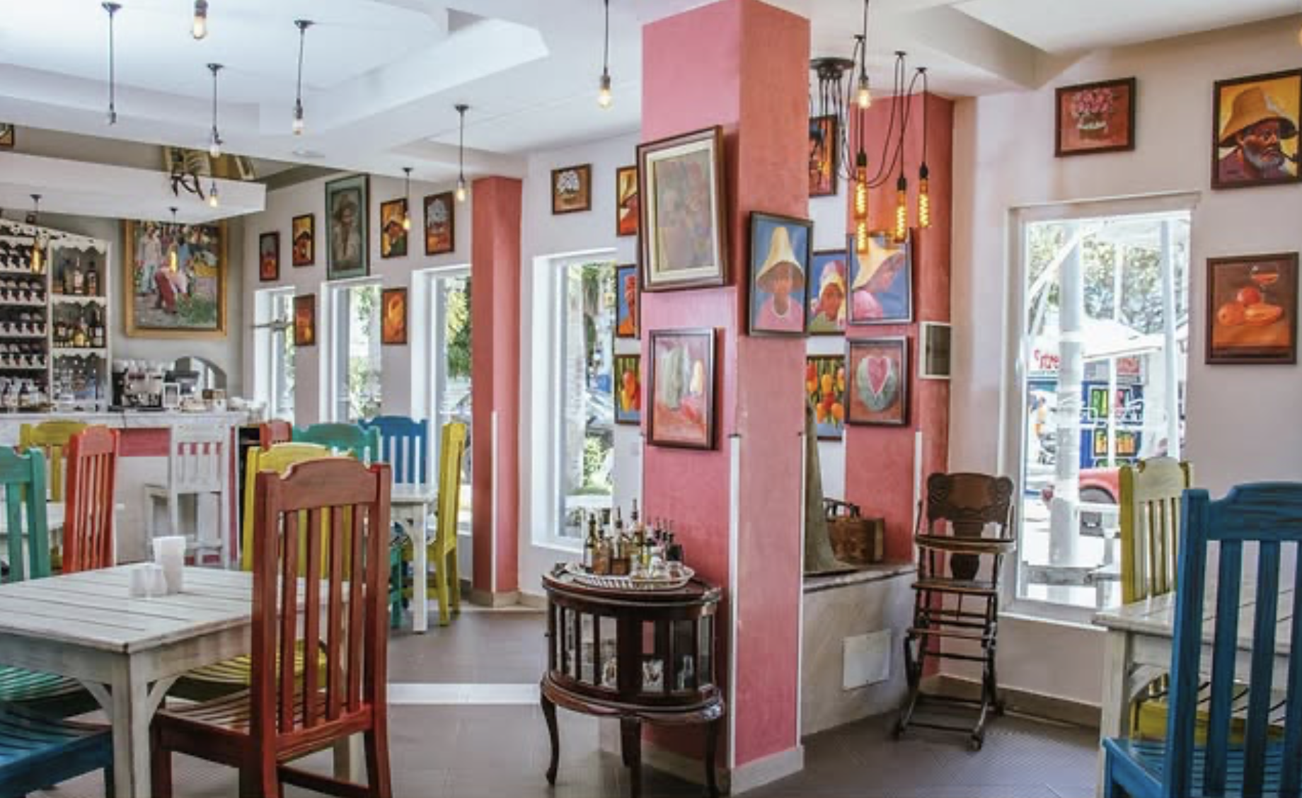 Batey Restaurant. Batey Hotel Boutique