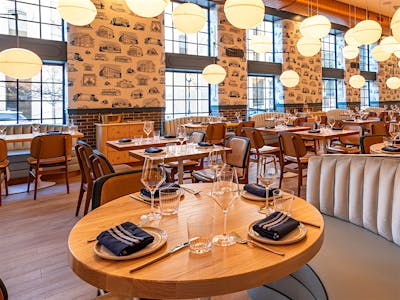 Echelon Kitchen & Bar