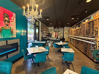 Turquoise Wine Bar, Glendale, United States