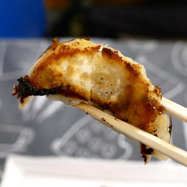 Gyoza-ya Manen Sannomiya ten ( 1 gou ten ), Kobe, Japan