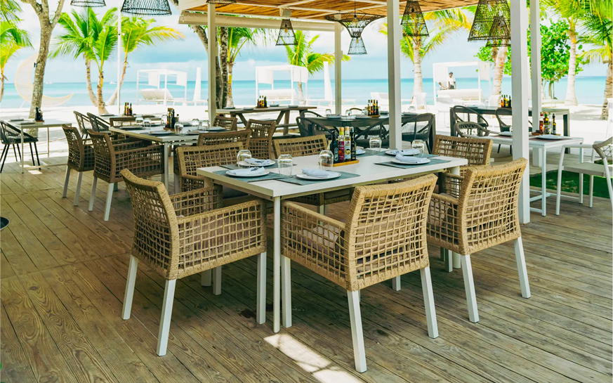 Esmeralda Beach Club restaurant in Dominicus