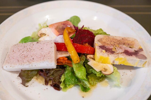 Cinq au Pied, Restaurant in Chiba