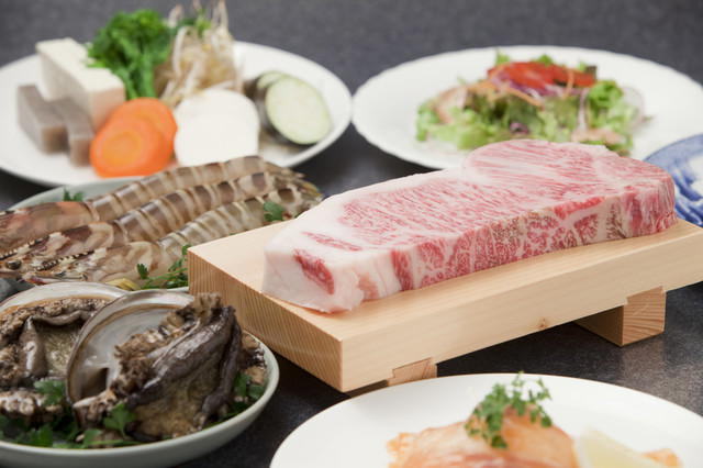 Aburi Niku Kobo Wakkoqu Kitano Sakamoto Ten, Kobe, Japan