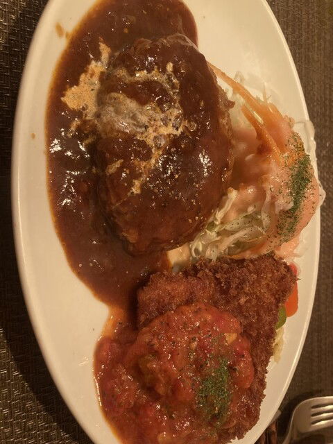 Bistro Taku, Restaurant in Kobe