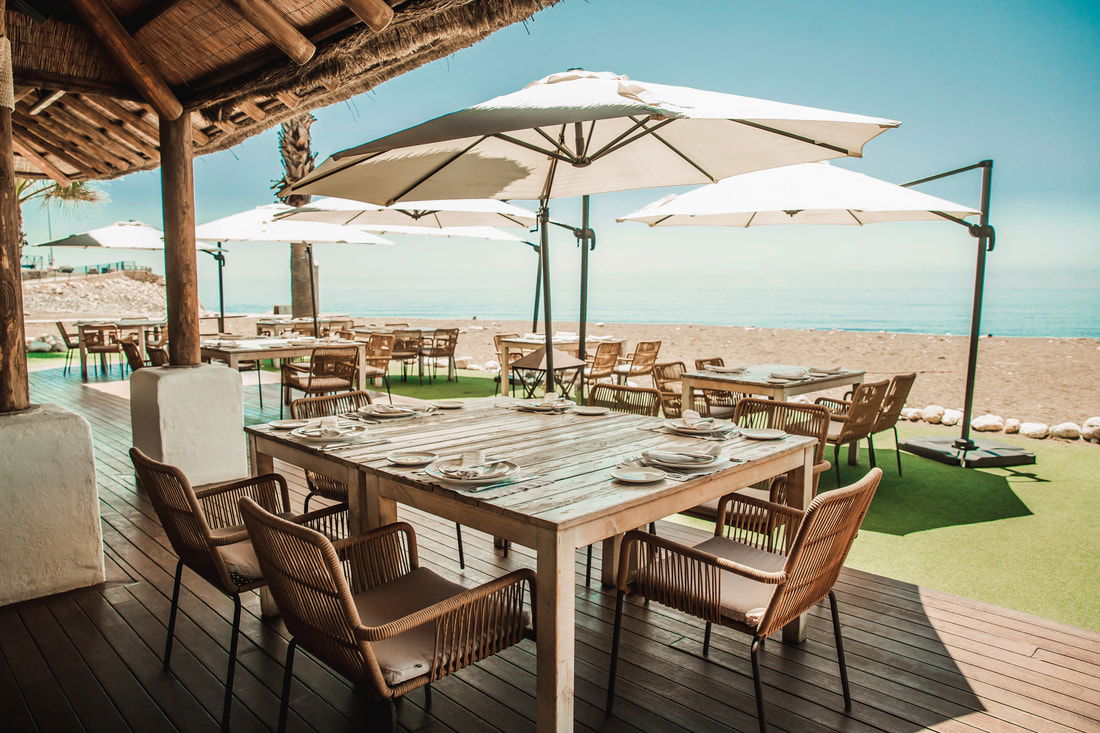 Candado Beach, Restaurant in Malaga Este