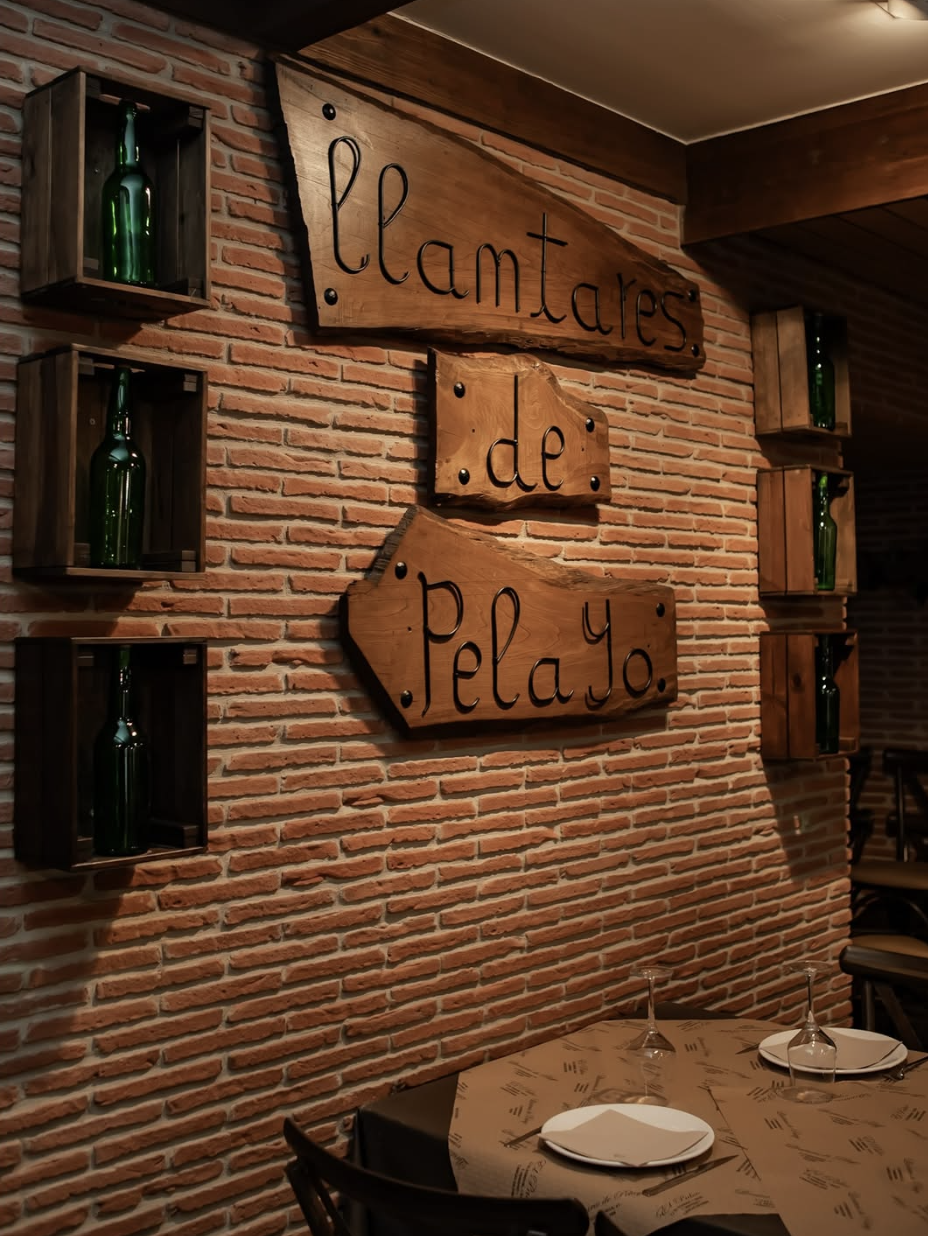 Llantares de Pelayo, Restaurant in Cangas De Onis