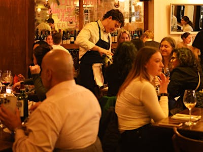 Vin Sur Vingt, Restaurant in Washington DC