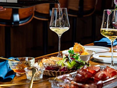 Saison Wine Bar, Restaurant in San Francisco